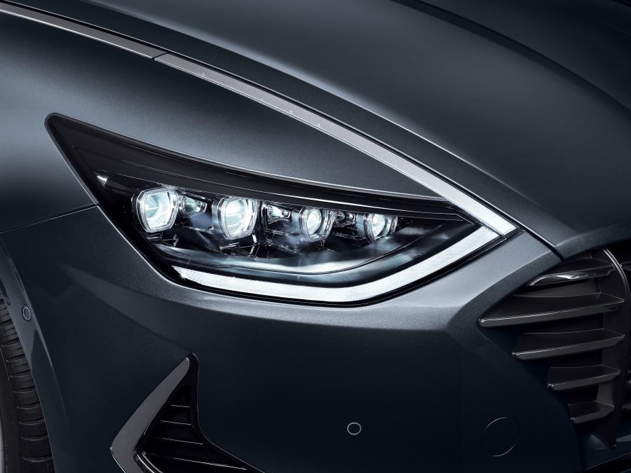 Детали экстерьера Hyundai Sonata 2019 года  (KR) (фото 12 из 42)
